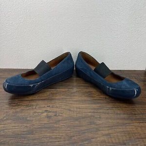 FitFlop Women Size 10 Blue Suede Patent Leather